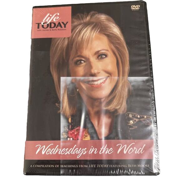 Wednesdays In The Word By Beth Moore (Vol 4) Bible Teachings Life Today (4 CDs)! - Picture 1 of 3